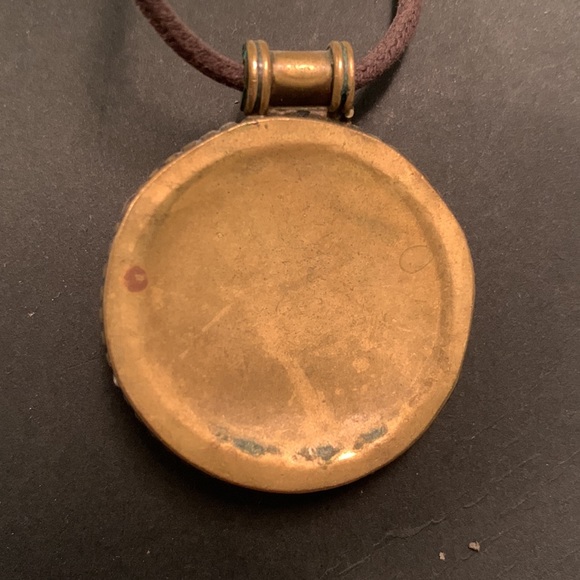 Necklace - Picture 2 of 3